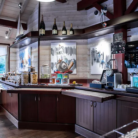 Kyriad Saint-malo Dinard 3* Ла-Ришарде